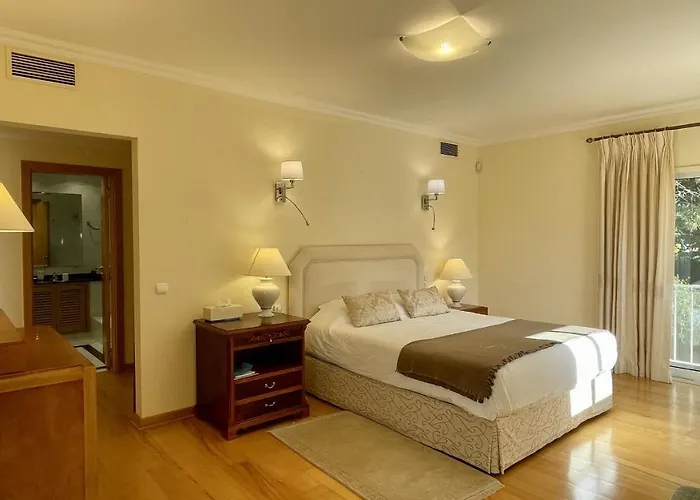 Azaleas By Check-in Portugal