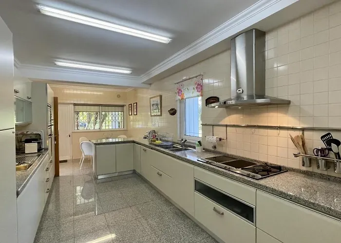 Azaleas By Check-in Portugal Willa