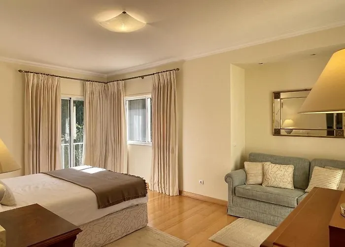 Azaleas By Check-in Portugal